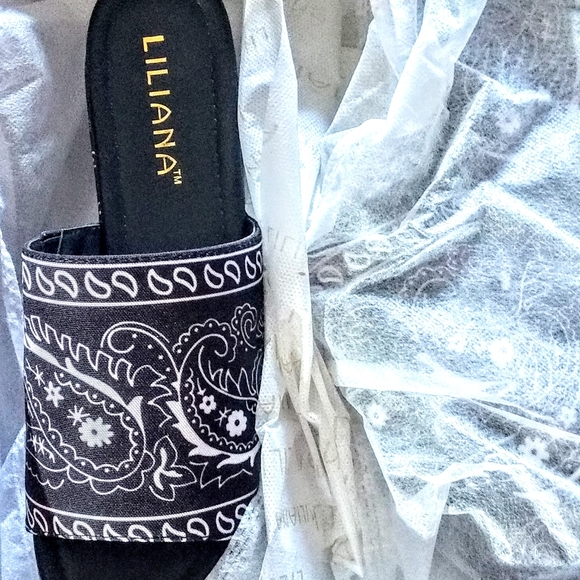 Bandana Print Sandals Paisley Printed Platform - Picture 4 of 4